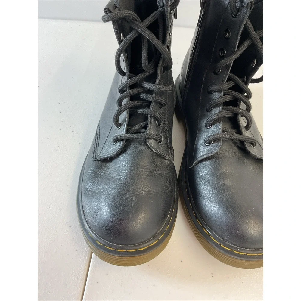 Dr. Martens ‎ Junior 1460 Black Leather 8 Eye Lace Up Boots Size 3